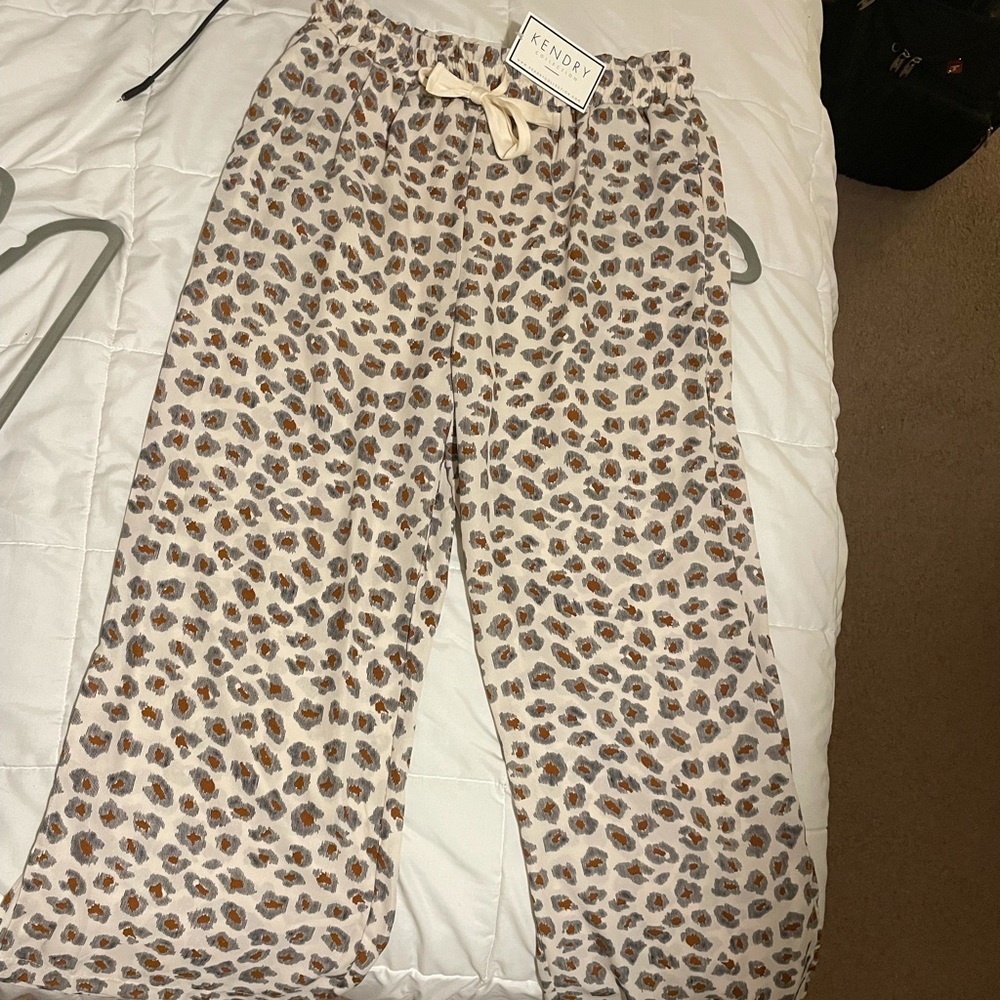 Listicle Leopard Print Wide Leg Pants - Off White
